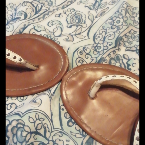 American Eagle Strappy Sandles - Picture 5 of 6